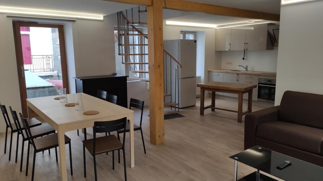 Apartament Maison Face A La Dordogne Avec Terrasse Bourboule Zewnętrze zdjęcie